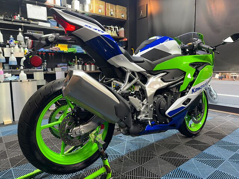 希少★ JR オレカ発売記念 カワサキがスーパースポーツ・ZX-10R／6R／4RRに往年のZXRカラー