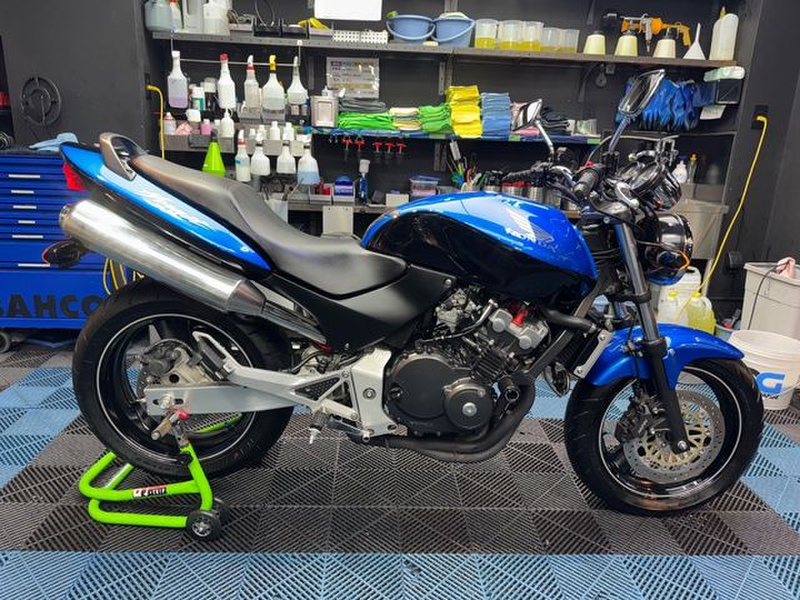 ホーネット250 2台　不動車 不動車のホーネット250買取価格事例｜バイクエースは不動車も買取