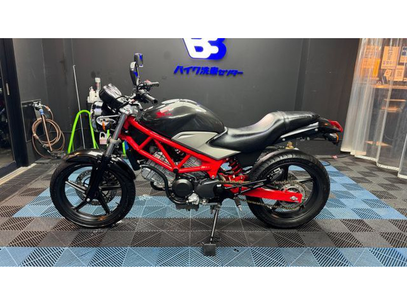ホンダ VTR250 (1203411) | 中古バイク・新車の事ならバイクの窓口 ホンダ VTR250 (1203411) | 中古バイク・新車の事ならバイクの窓口