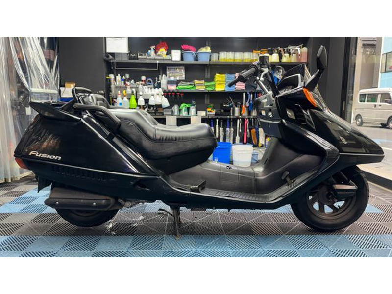 フュージョン 250cc ホンダ HONDA フュージョン SE・20th アニバーサリー」を発売 | Honda 企業情報サイト