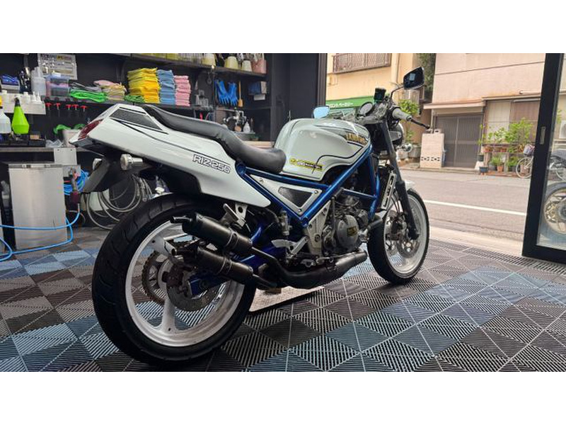 ヤマハ R1－Z (1206272) | 中古バイク・新車の事ならバイクの窓口