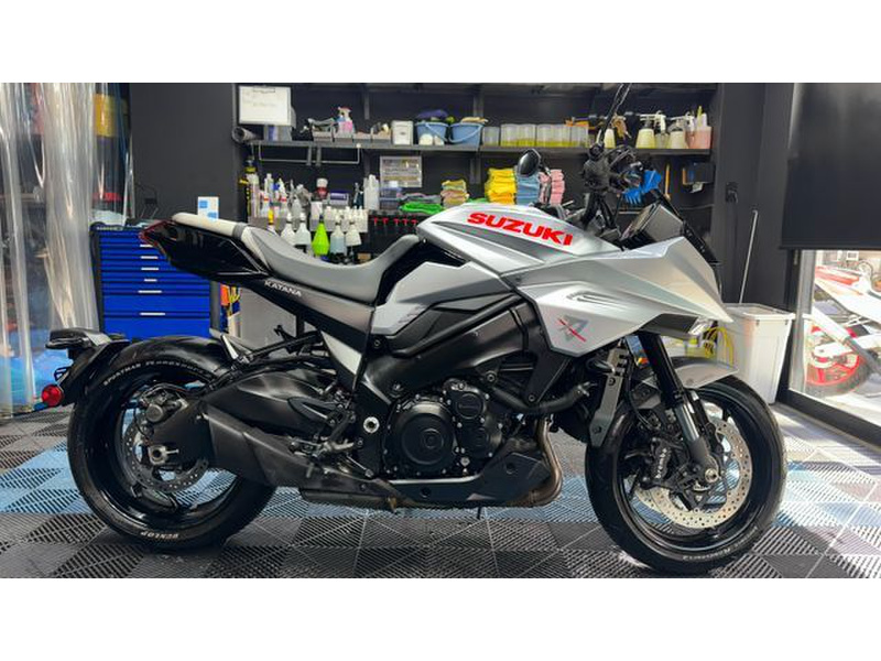 スズキ KATANA (1223321) | 中古バイク・新車の事ならバイクの窓口