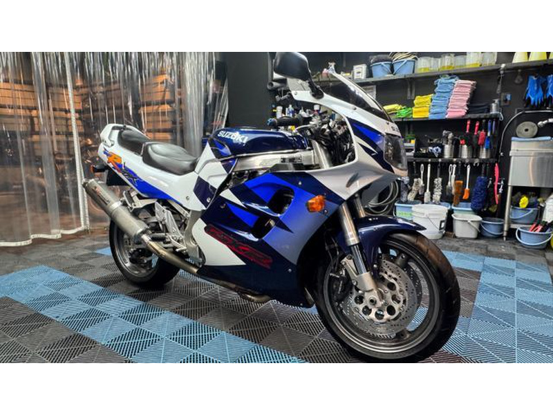 スズキ GSX－R1100 (1226870) | 中古バイク・新車の事なら