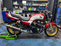 CB750