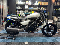 エリミネーター４００