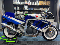 ＧＳＸ－Ｒ１１００