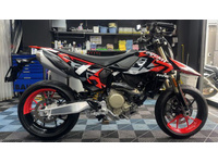 ドゥカティ　ハイパーモタード６９８