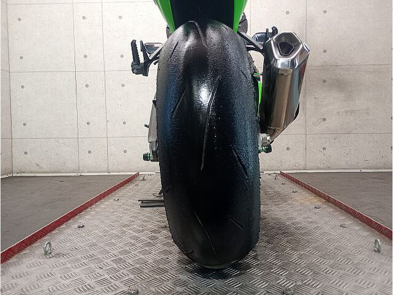 ❀ 10月中 カワサキ ZX-10R KRT EDITION 2019年式 2BL-ZXT02Eの諸元