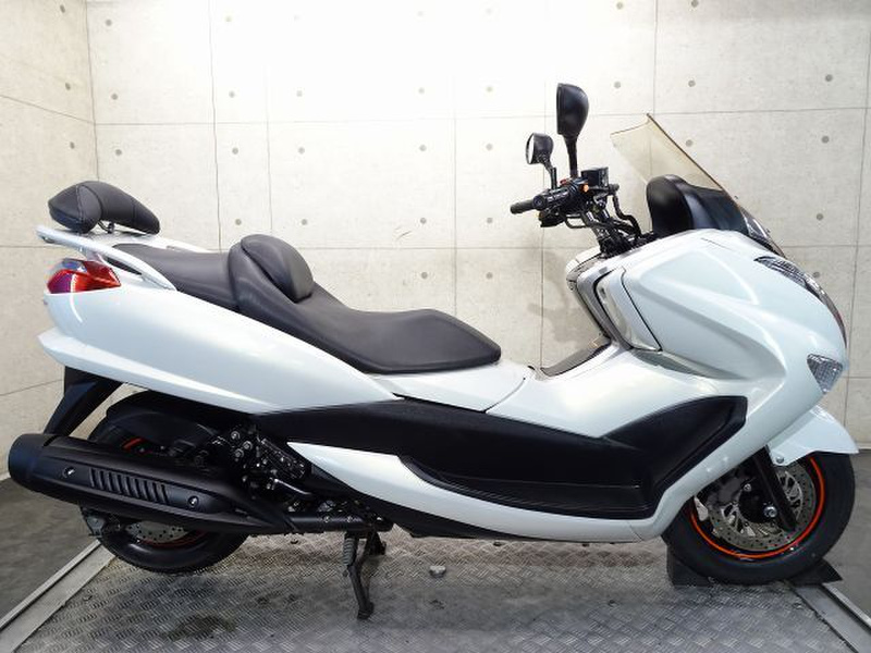 YAMAHA マジェスティ250 ABS-2 白 決算大売り出しセール 諸経費０円 始動確認済み 自賠責加入で乗れます 即納車有り 横浜 都筑 宮前 ヤマハ マジェスティ250 (1180889) | 中古バイク・新車の事なら