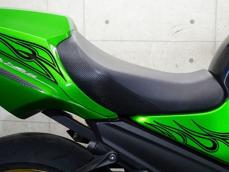相談中　2017年製　146L 4ヶ月ぐらい買いました【6月22日まで】 カワサキ Ninja ZX－14R (1201443) | 中古バイク・新車の事