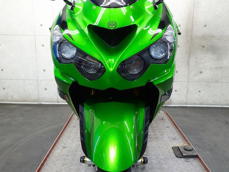 相談中　2017年製　146L 4ヶ月ぐらい買いました【6月22日まで】 カワサキ Ninja ZX－14R 2013年モデル スライダー