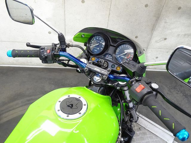 ZRX400  絶好調　一時抹消 カワサキ ZRX400 (1203023) | 中古バイク・新車の事ならバイクの窓口