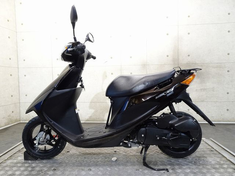 アドレス V50 好調です スズキ「アドレスV50」【1分で読める 国内メーカーのバイク紹介 2023年