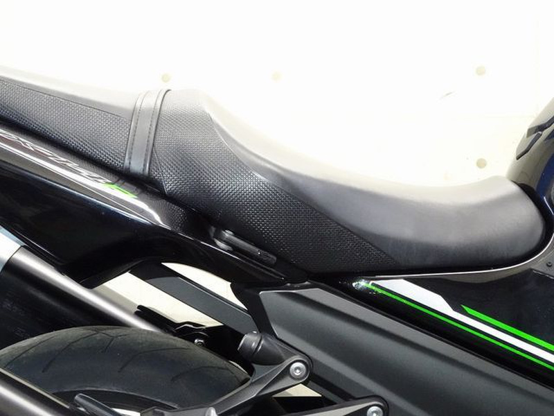 コレクション整理中！ ZX14R納車前整備（ETC及びハンドル交換編）」 | ウェビックコミュニティ