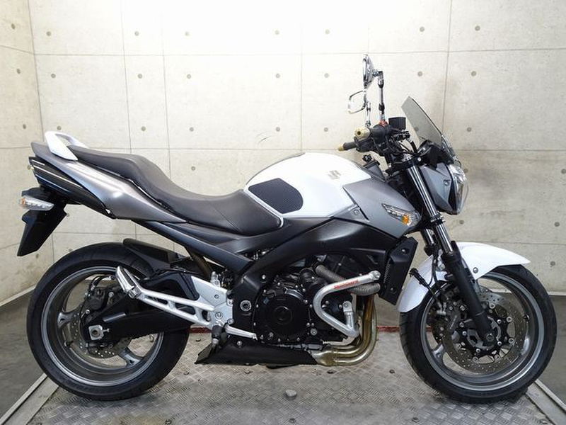 スズキ GSR400 (1208588) | 中古バイク・新車の事ならバイクの窓口 スズキ GSR400 (1208588) | 中古バイク・新車の事ならバイクの窓口