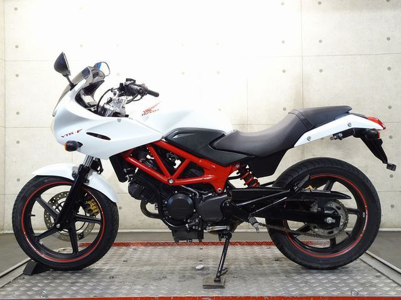 ホンダ VTR250 (1224826) | 中古バイク・新車の事ならバイクの窓口