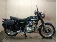 Ｗ８００