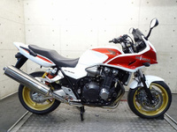 ＣＢ１３００Ｓボルドール