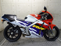 ＲＶＦ４００