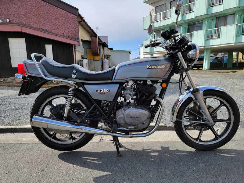 カワサキ Ｚ２５０ＦＴ (904551) | 中古バイク・新車の事ならバイクの窓口
