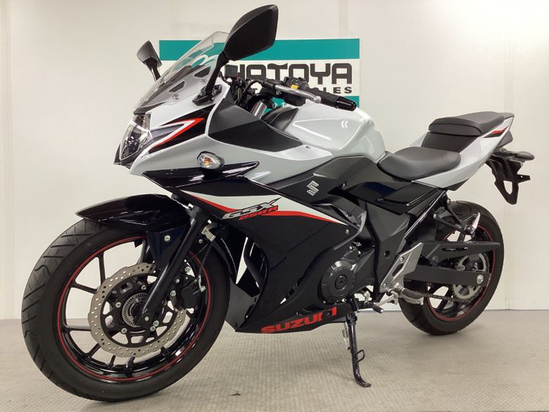 スズキ ＧＳＸ２５０Ｒ (1057115) | 中古バイク・新車の事ならバイクの窓口