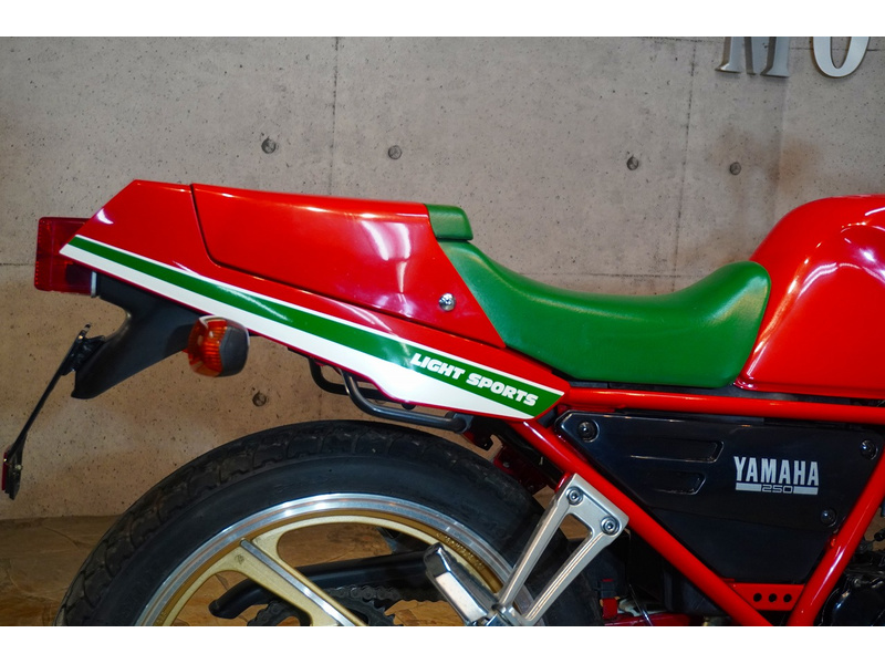 ヤマハ SRX250F (1104719) | 中古バイク・新車の事なら