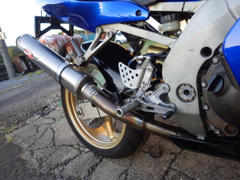 かり　0919 Replacing the zx9r Push Rod Seal – Classic Japanese Motorcycles