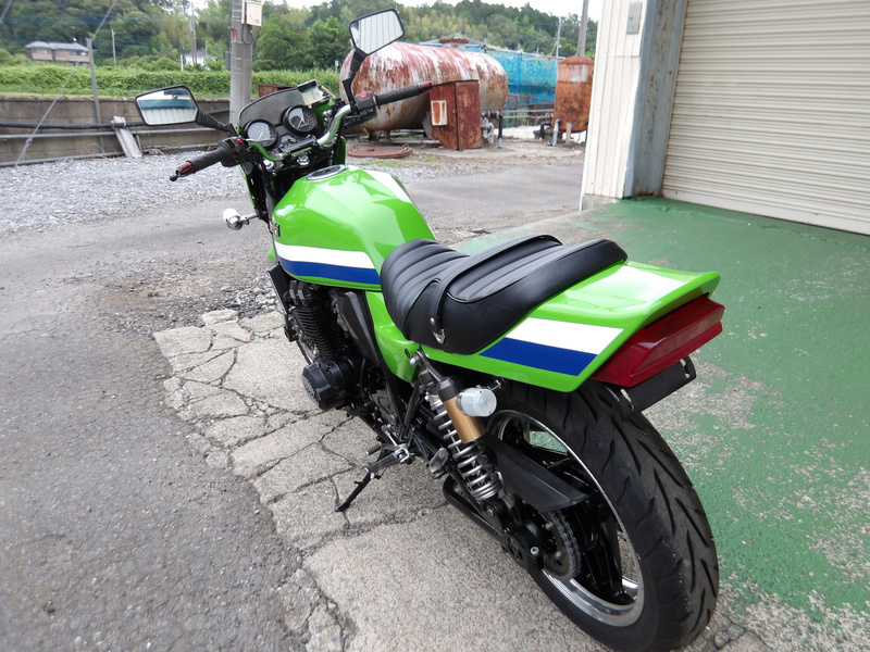 カワサキ ZRX400 (1213536) | 中古バイク・新車の事ならバイクの窓口