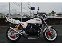 XJR400