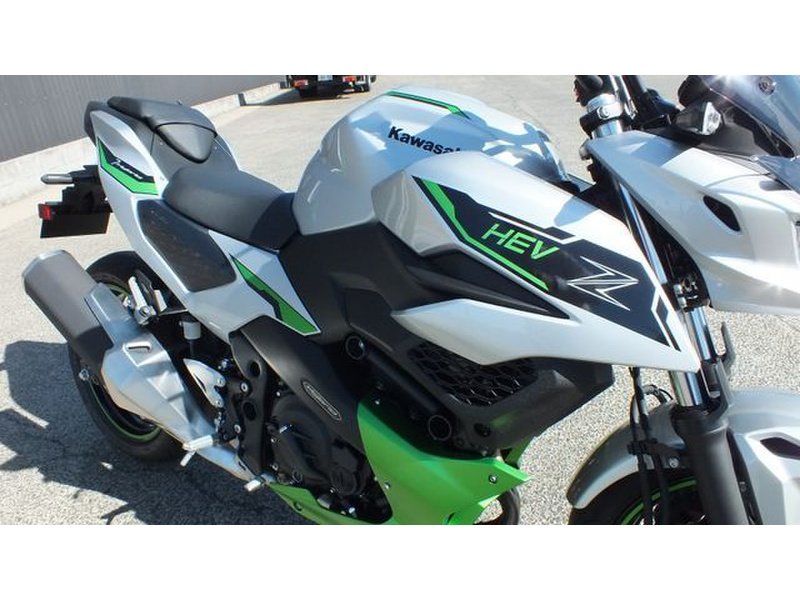 カワサキ Z7 Hybrid ゼットセブンハイブリッド