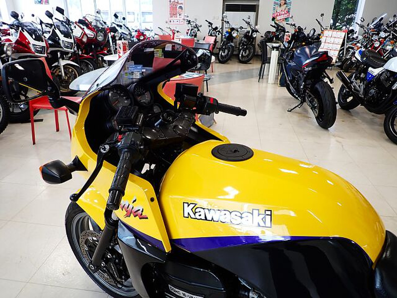 カワサキ GPZ900R (1114618) | 中古バイク・新車の事なら