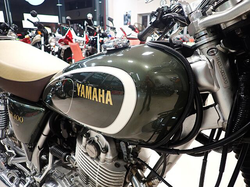 SR400 rh03j インジェクション 車検たっぷりあります。