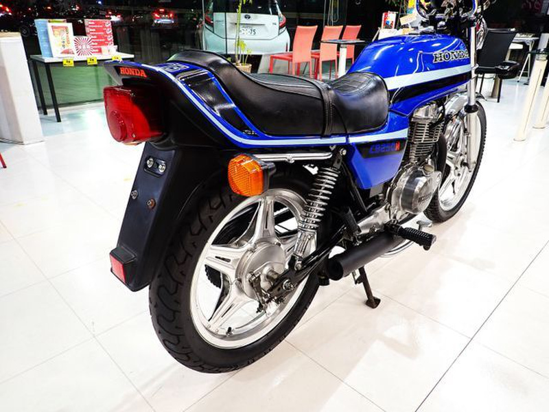 ホンダ CB250 (1193672) | 中古バイク・新車の事ならバイクの窓口