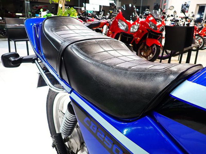 ホンダ CB250 (1193672) | 中古バイク・新車の事ならバイクの窓口