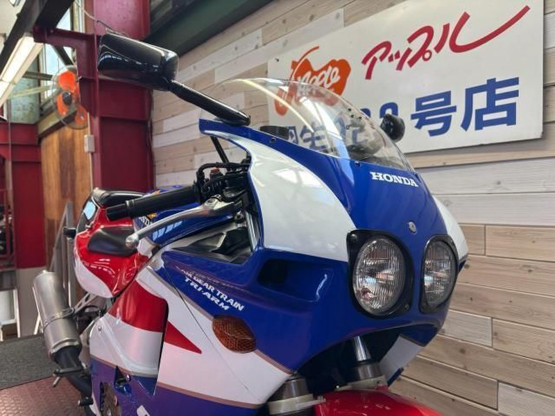 CBR系 中古ハーネス　400ＲＲ他1台分　欠品あり写真で判断して下さい　　傷･汚れ他ありあり ホンダ CBR400RR (1201070) | 中古バイク・新車の事ならバイク