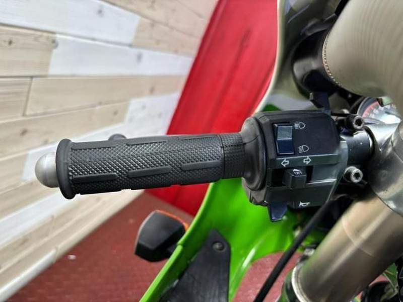 カワサキ ZXR400 (1201082) | 中古バイク・新車の事ならバイクの窓口