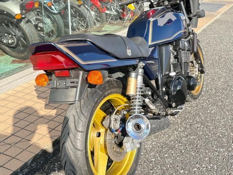 カワサキ ZRX400 (1201204) | 中古バイク・新車の事ならバイクの窓口