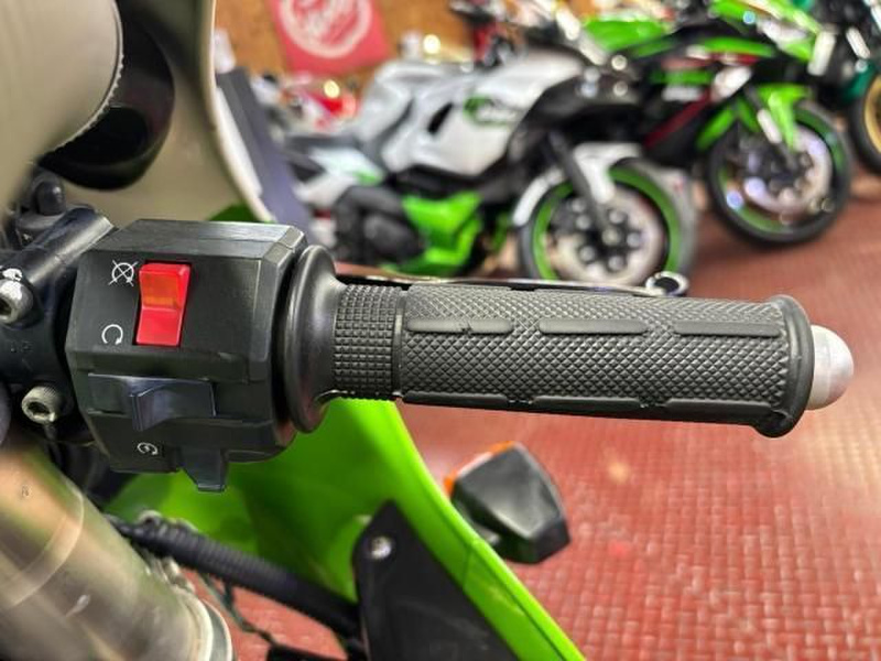 カワサキ ZXR400 (1226670) | 中古バイク・新車の事ならバイクの窓口