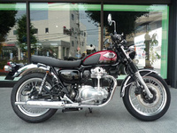 Ｗ８００