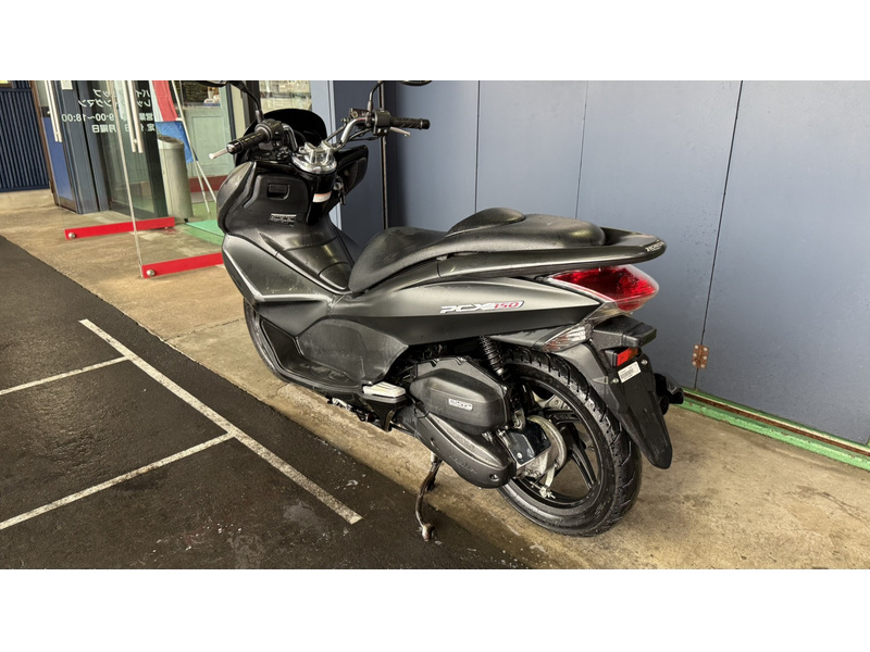 pcx150（アドレスと追金交換可能） ホンダ PCX150 KF30 Vベルト交換 / バイク 修理 整備オートバイ修理