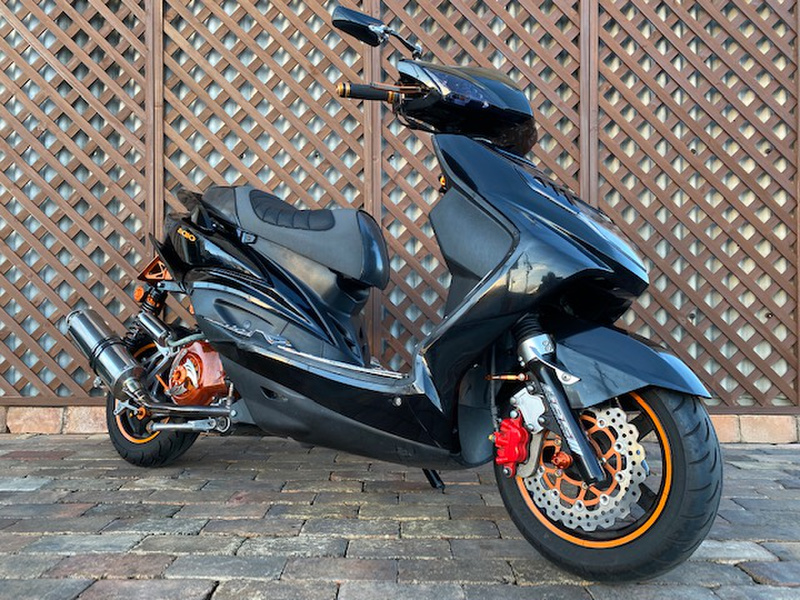 ヤマハ シグナスＸ (959568) | 中古バイク・新車の事ならバイクの窓口