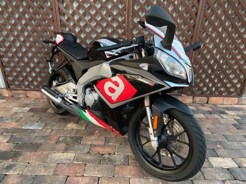 Moto Aprilia Rs4 Prezzo Aprilia Rs4 50 Aprilia Rs 50cc Prezzo