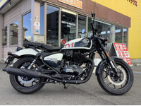 ロイヤルエンフィールド　Shotgunショットガン６５０