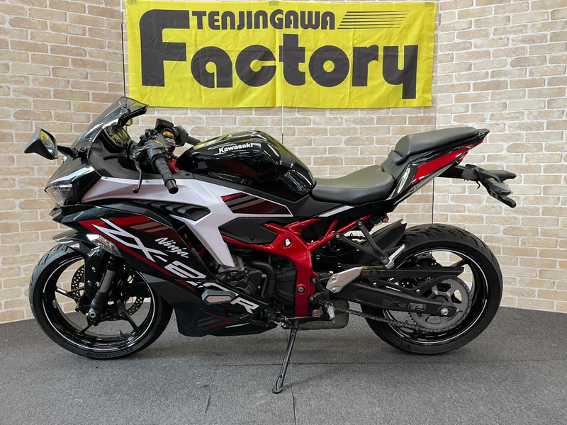 カワサキ Ｎｉｎｊａ ＺＸ－２５Ｒ ＳＥ (1065201) | 中古バイク・新車の事ならバイクの窓口