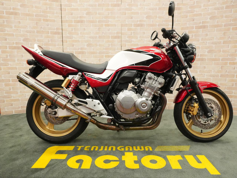 cb400SF VTEC REVO 低走行 希少な低走行の CB400SF VTEC REVO のﾚｯﾄﾞが入荷！！｜バイク・自転車