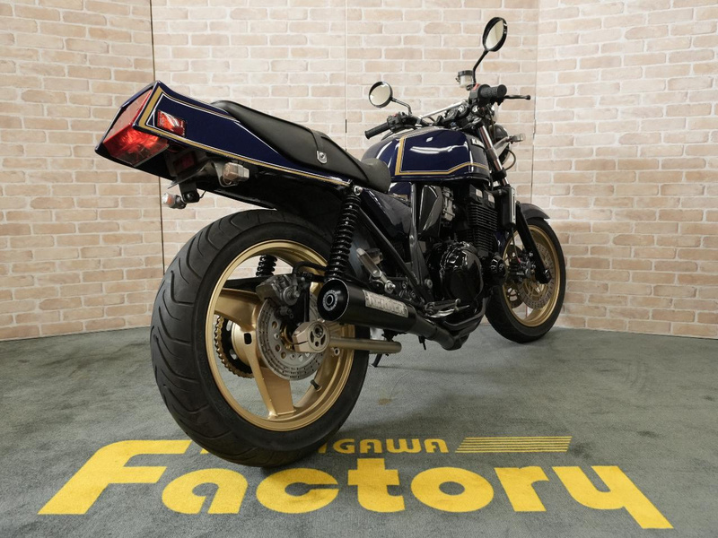 カワサキ ZRX400 (1218481) | 中古バイク・新車の事ならバイクの窓口