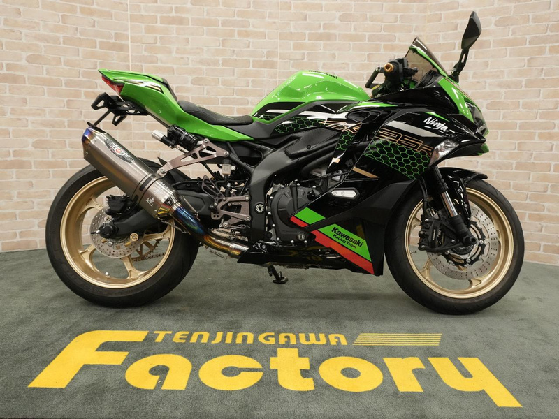 P*I様 【中古】24-25 S1LVERRAT1OOPerformanceSt カワサキ Ninja ZX－25R SE (1227011) | 中古バイク・新車