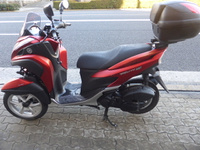 トリシティ125