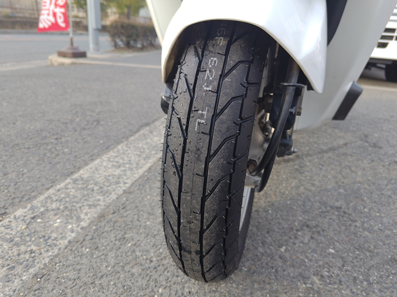ホンダ　ジャイロ　キャノピー50箱鍵付き　新塗装ブラックパールメタリック　新駆動系 新品社外リアホイル 2スト後期型 ☆ 4ｽﾄ ジャイロキャノピー 3型】チャコールブラックの艶消し・駆動系整備