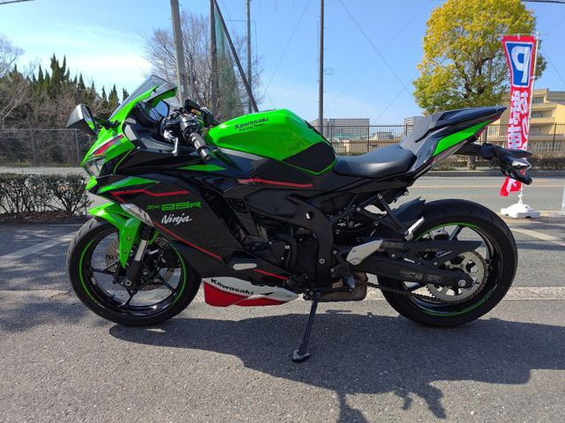 カワサキ Ninja ZX－25R SE KRT Edition